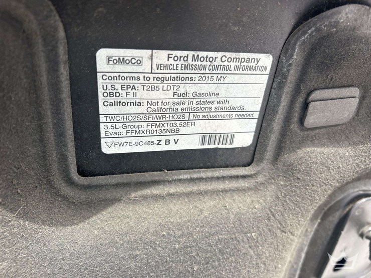 2015-ford-edge-image-10