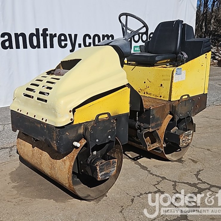 2004 WACKER NEUSON RD11