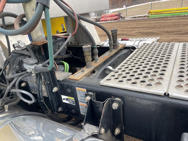 2019-kenworth-t880-image-14