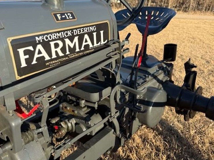 1936-farmall-f-12-image-11