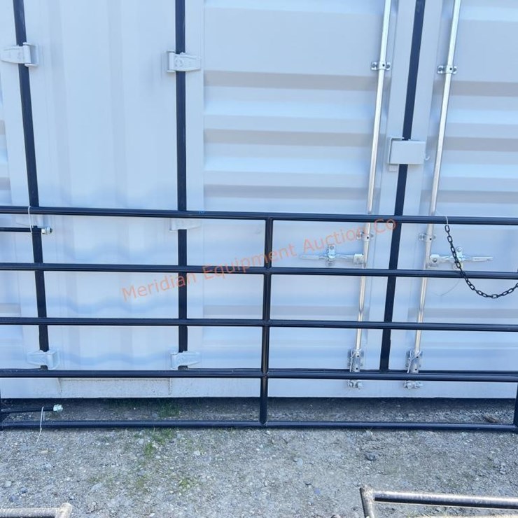 1- 10' Pipe Farm Gate