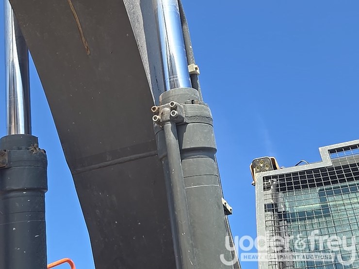 2017-volvo-ec350el-image-44