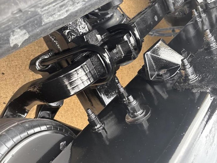 2019-peterbilt-579-image-43