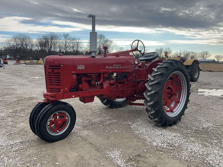 farmall-300-image-7
