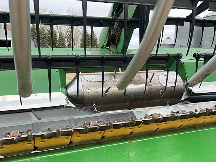 2013-john-deere-640-image-38