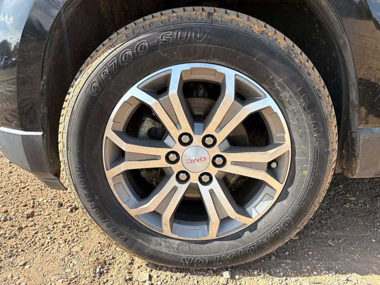 2016-gmc-acadia-slt-image-9