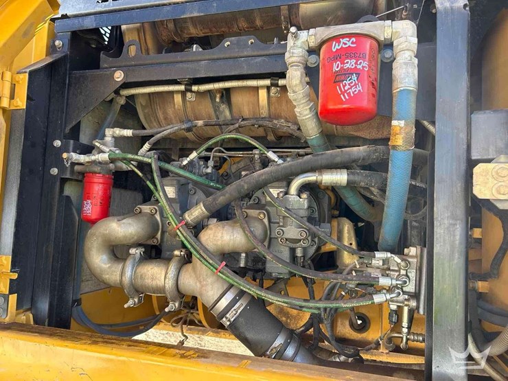 2015-john-deere-350g-hydraulic-excavator-image-9