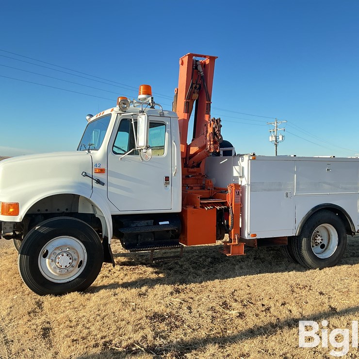 1990 INTERNATIONAL 4800