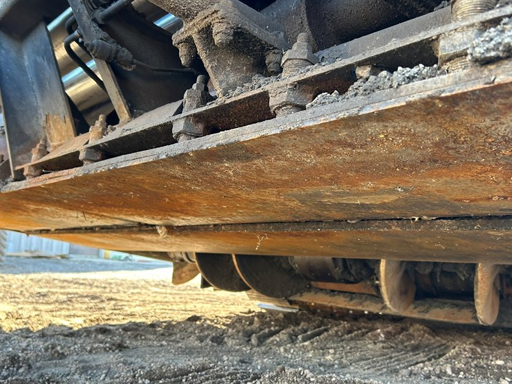 caterpillar-ap-650b-image-68