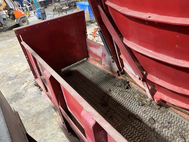 2019-western-star-4700sb-image-31