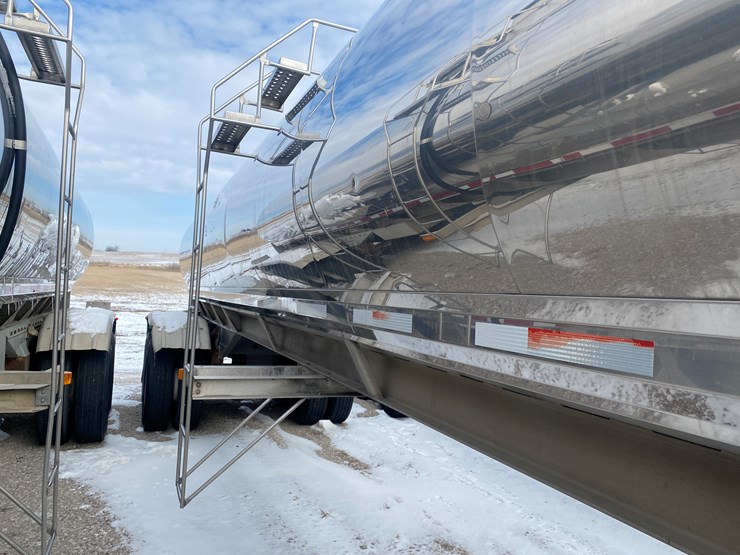 1990-walker-tanker-image-5