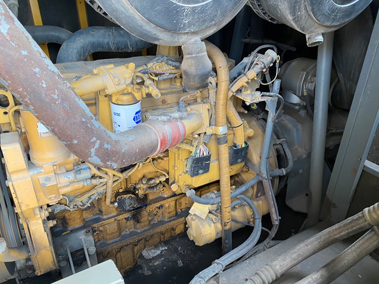 1999-mack-rd690s-image-40