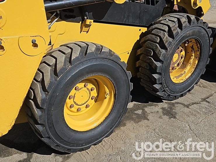 2021-caterpillar-226d3-image-11