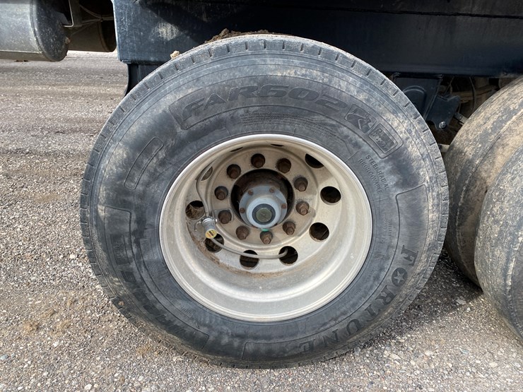 #504-•-2012-northern-8,500-gallon-semi-manure-tanker-(has-wi-title)-(waupun,-wi)-image-24