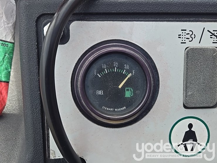 2017-skyjack-sj843th-image-80