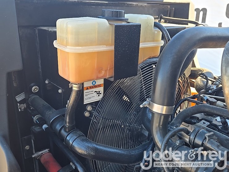 2019-doosan-c185wdz-image-34