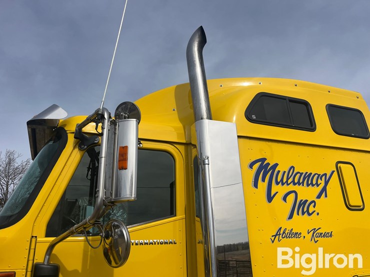 2005-international-9900ix-t/a-truck-tractor-image-11