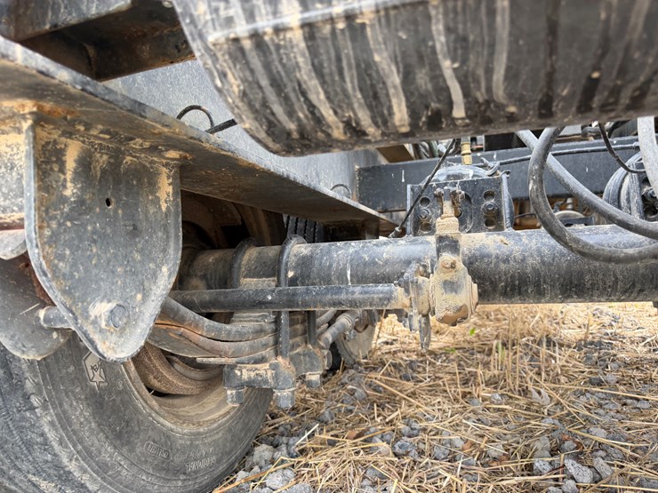 #40962-•-2013-magnolia-/-adams-t/a-fertilizer-tender-trailer-image-11