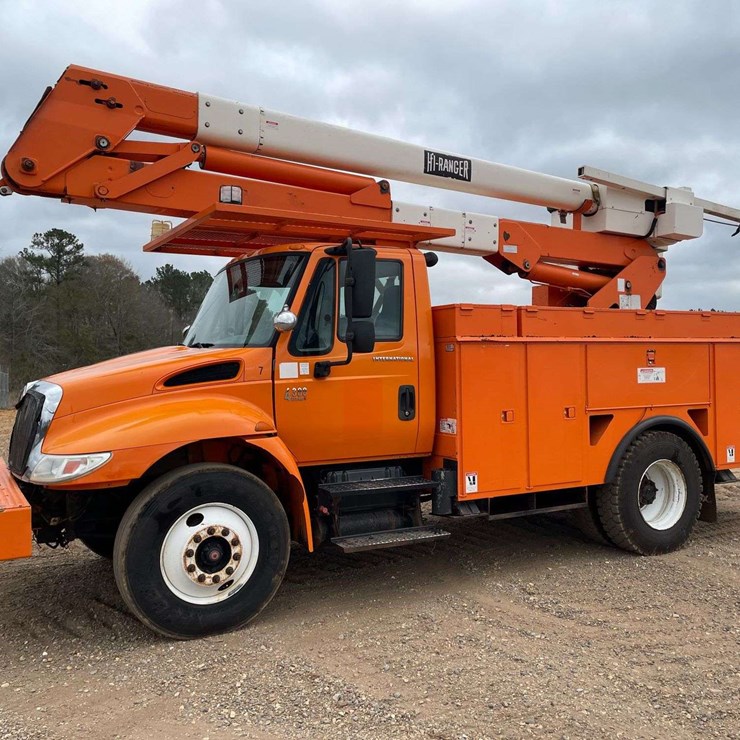 2002 INTERNATIONAL DURASTAR 4300