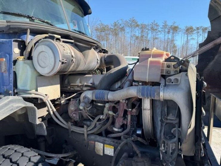 2008-mack-gu813-tri/a-boom/flatbed-truck-1m2ax16c9-image-32