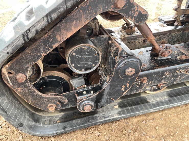 new-holland-ls190-image-8