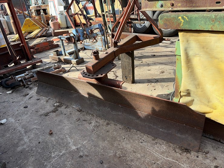 #36-•-blade-image-2