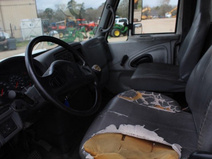 2007-international-4300-image-7