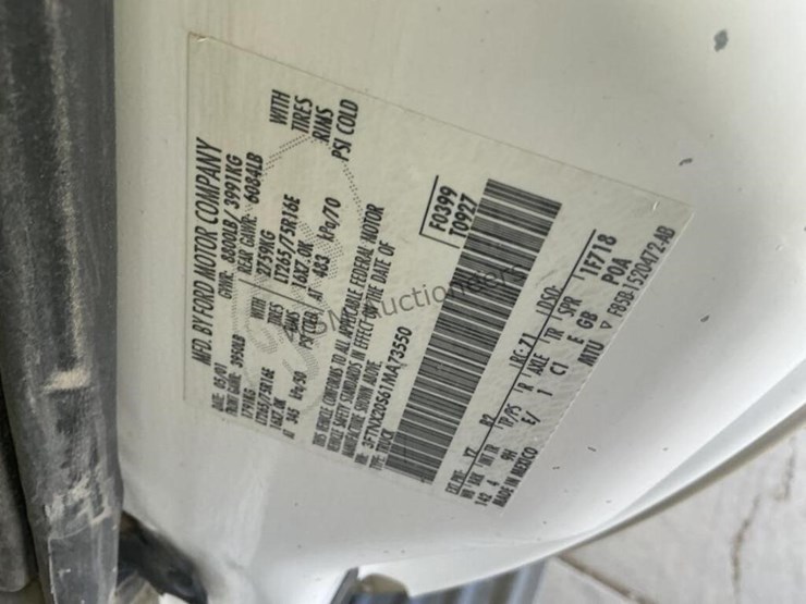 2001-ford-f250-image-15