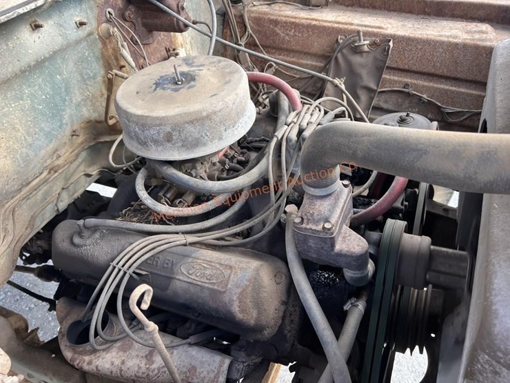 1975-ford-f600-image-23