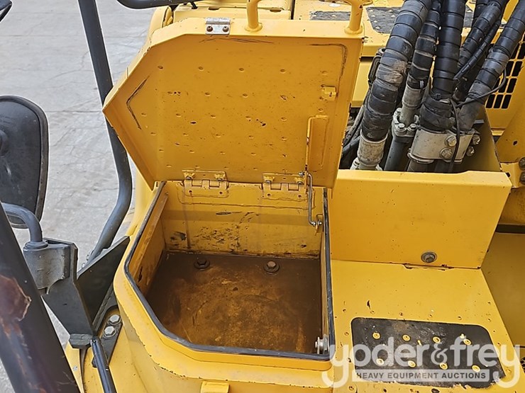 2019-komatsu-pc228us-lc-image-33