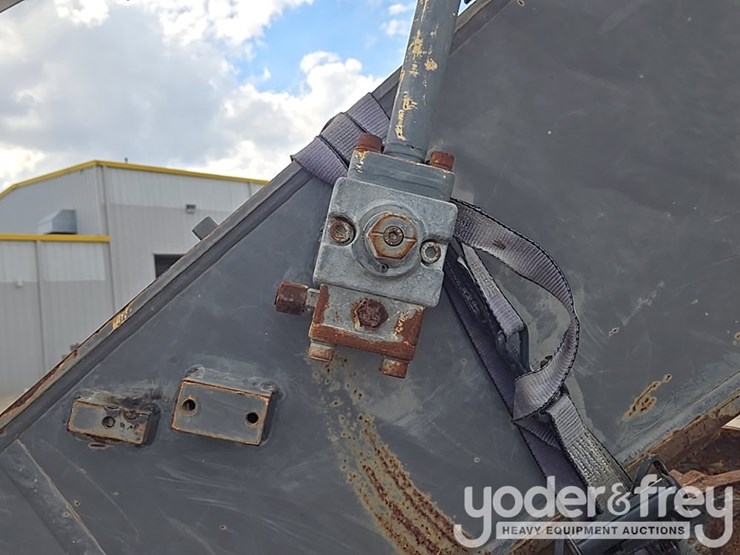 2018-volvo-ec200el-image-54