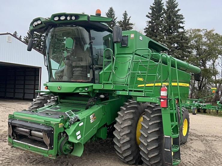 2014-john-deere-s680-image-99