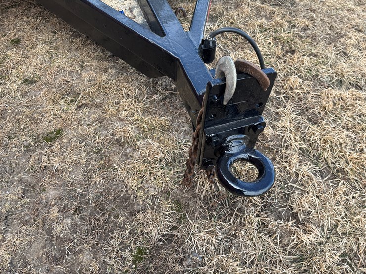 #2276-•-2013-b-&-b-20'-tandem-axle-tilt-bed-trailer-image-20