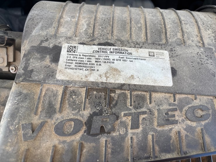 2016-gmc-3500-image-18