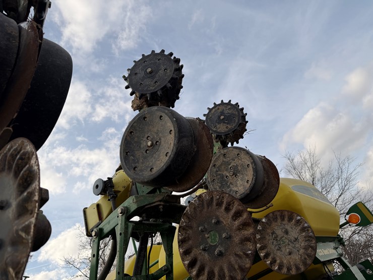 john-deere-1790-image-56