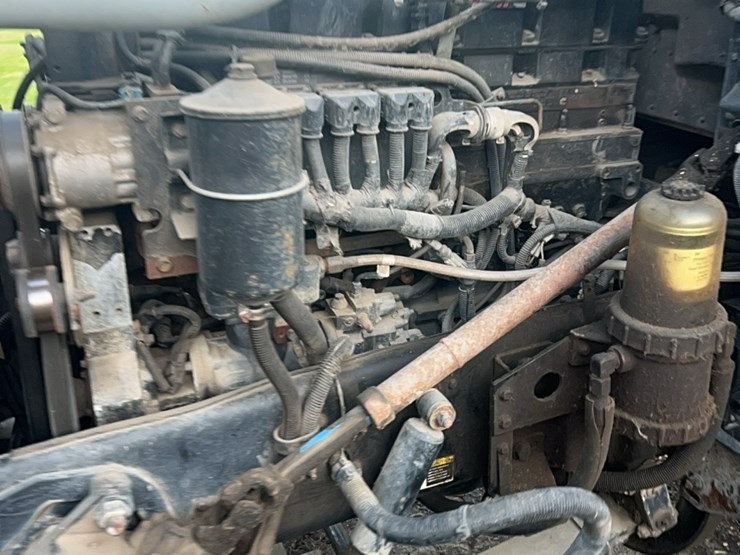 2003-peterbilt-379-image-33