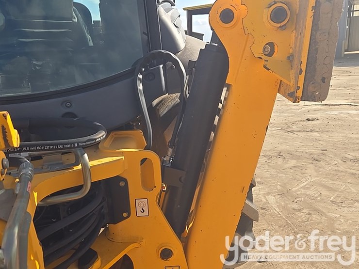 2017-jcb-3cx-image-66