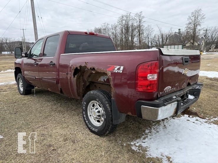 2009-chevrolet-2500-image-6