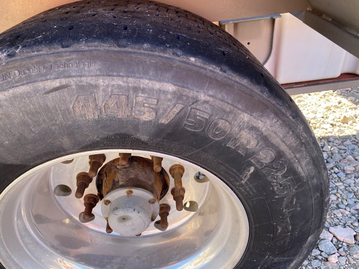 2024-custom-trailer-image-10