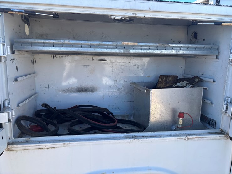 2011-miller-bobcat-225-image-33