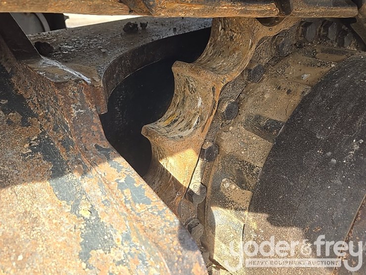 2021-komatsu-pc360-lc-11-image-11