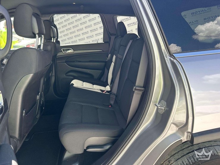 2019-jeep-grand-cherokee-image-17