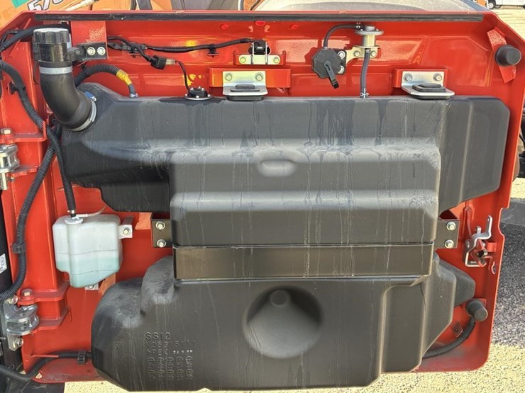 2024-kubota-svl75-3-image-18