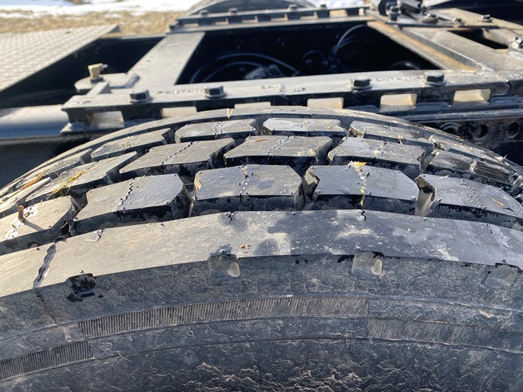 2003-freightliner-argosy-image-25