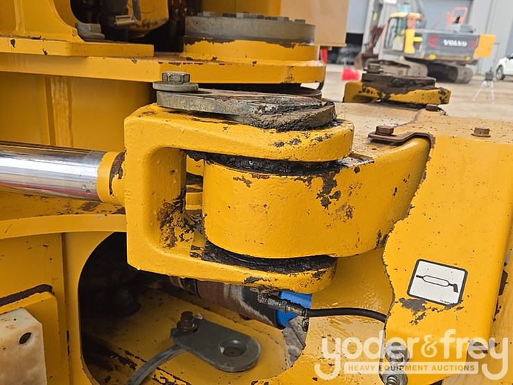 2019-deere-460e-image-42