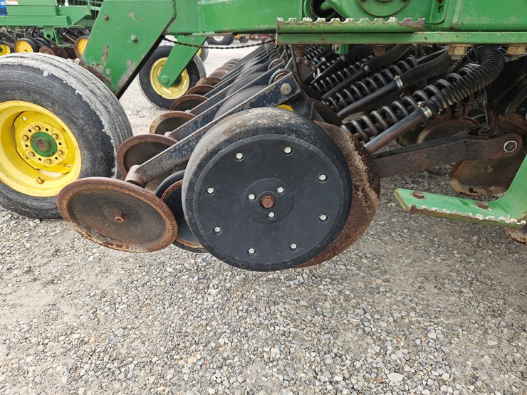 1994-john-deere-750-image-13