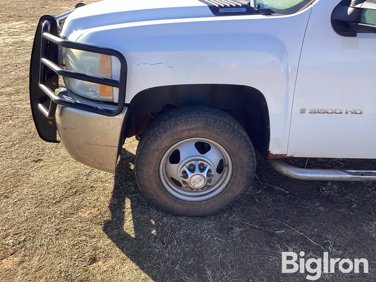 2008-chevrolet-silverado-3500-image-10