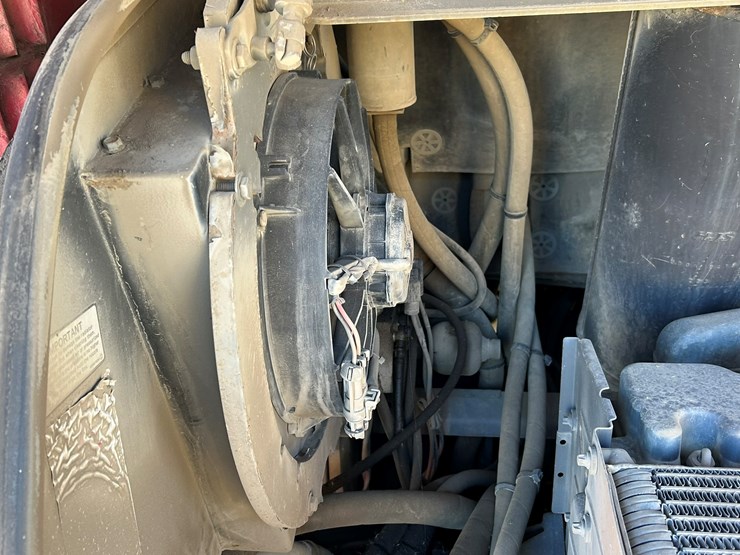 takeuchi-tw80-image-40