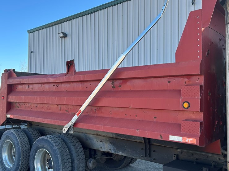 2002-international-7400-image-13