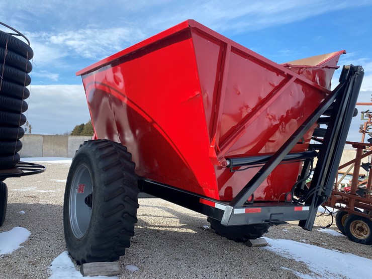 1992-byron-1512-image-14